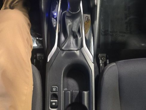 Used 2024 Toyota Corolla LE image 25