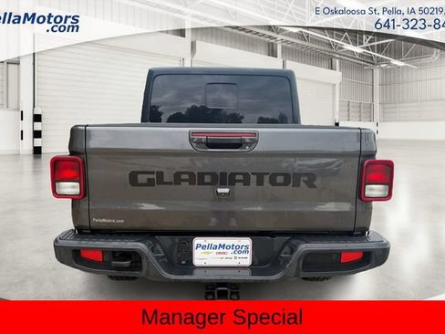 Used 2021 Jeep Gladiator Sport AWD/4WD image 4