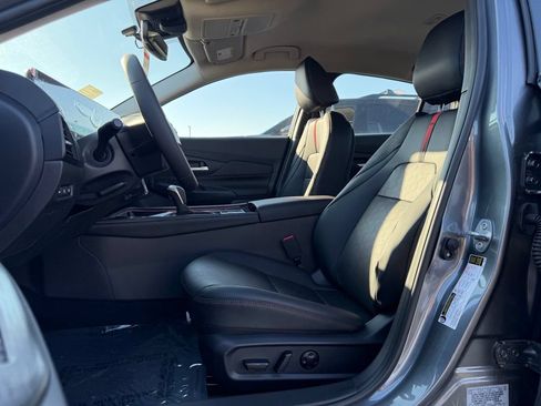 New 2026 Nissan Sentra SR w/ SR Premium Package FWD image 11