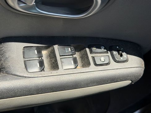 Used 2016 Kia Soul FWD image 9