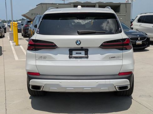Used 2024 BMW X5 xDrive40i w/ Premium Package AWD/4WD image 6