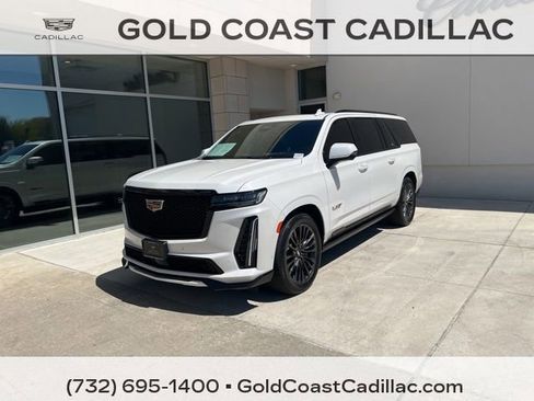 Used 2024 Cadillac Escalade ESV V w/ LPO, Floor Liner Package AWD/4WD image 1