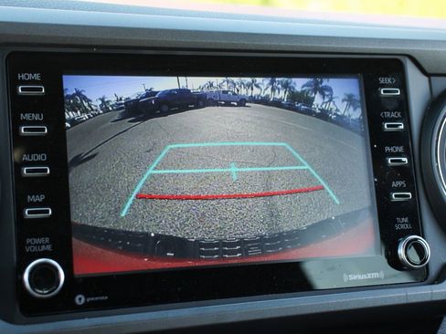 Used 2022 Toyota Tacoma TRD Sport image 27