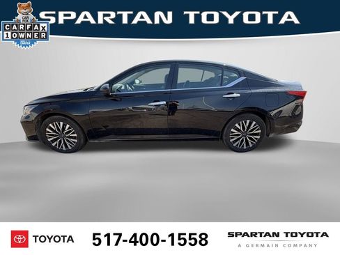 Used 2024 Nissan Altima 2.5 SV FWD image 3