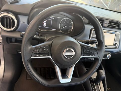 Used 2025 Nissan Versa SV FWD image 25