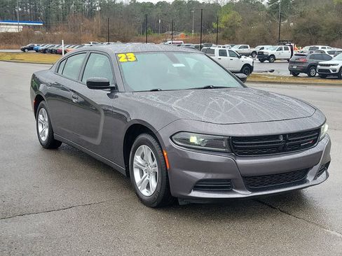 Used 2023 Dodge Charger SXT image 1