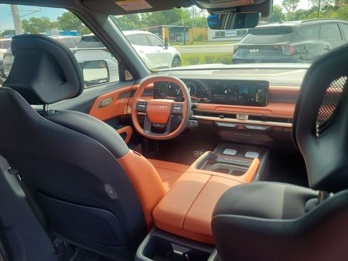 New 2027 Kia Telluride SX FWD image 13