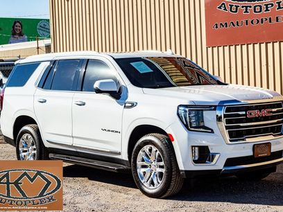 Used 2023 GMC Yukon SLT w/ SLT Luxury Package