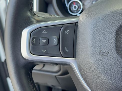 Used 2024 RAM 2500 Big Horn AWD/4WD image 18
