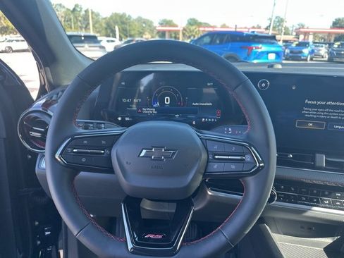 New 2026 Chevrolet Equinox RS image 2