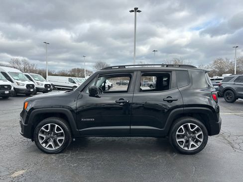 Used 2017 Jeep Renegade Latitude image 5