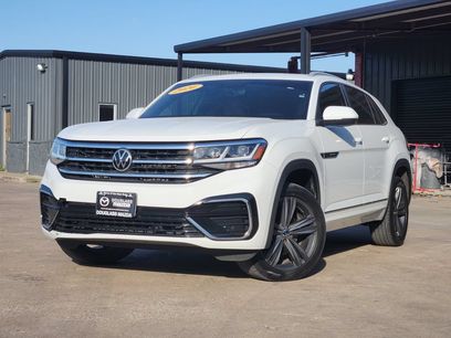 Used 2020 Volkswagen Atlas Cross Sport SE w/ Panoramic Sunroof Package