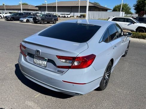 Used 2022 Honda Accord Touring image 4