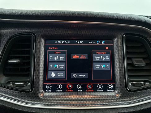 Used 2018 Dodge Challenger SXT Plus image 27