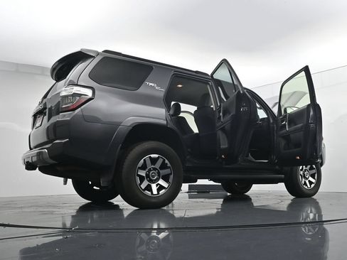 Used 2022 Toyota 4Runner TRD Off-Road Premium AWD/4WD image 43