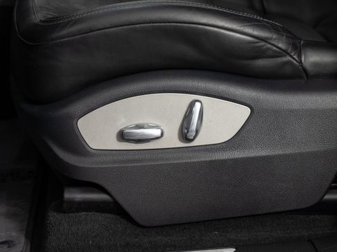 Used 2017 Porsche Macan GTS image 16