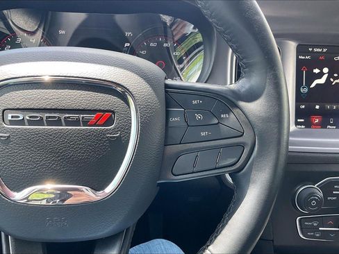 Used 2023 Dodge Charger SXT w/ Blacktop Package AWD/4WD image 19