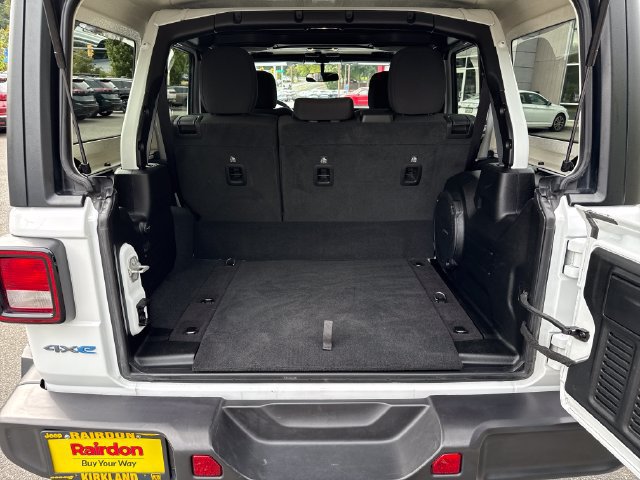 Used 2023 Jeep Wrangler Unlimited AWD/4WD image 12
