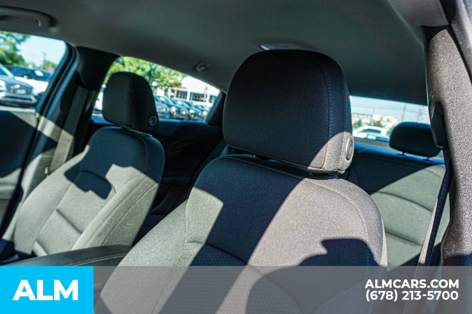 Used 2025 Chevrolet Malibu LT FWD image 17