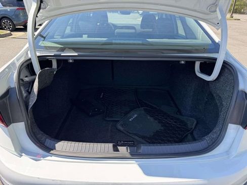 Used 2023 Volkswagen Jetta S FWD image 11