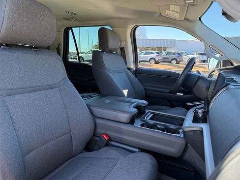 Used 2025 Ford Expedition Max Active image 27