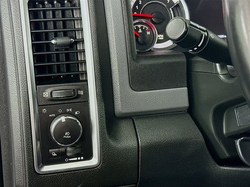 Used 2017 RAM 1500 Big Horn image 10