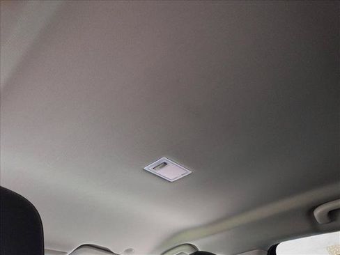 Used 2015 Buick Encore FWD image 20