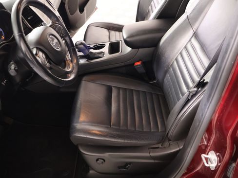 Used 2020 Jeep Grand Cherokee Limited X RWD image 12