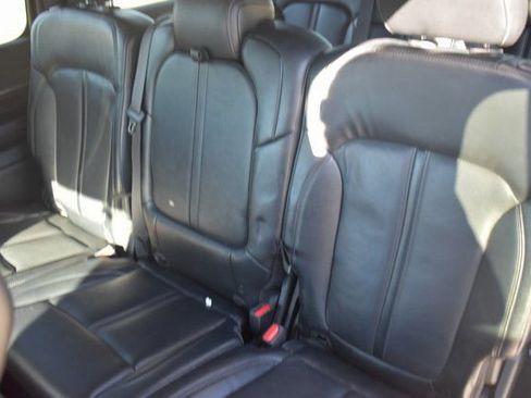 Used 2022 Jeep Wagoneer Series III AWD/4WD image 19