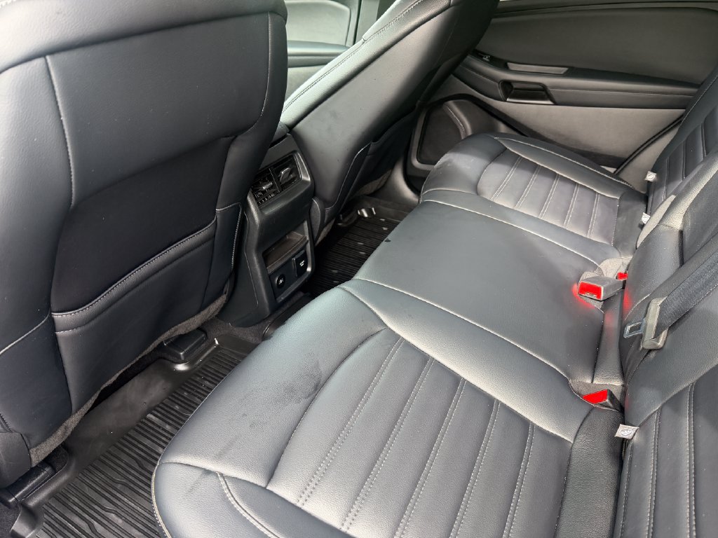 Certified 2024 Ford Edge SEL AWD/4WD image 16