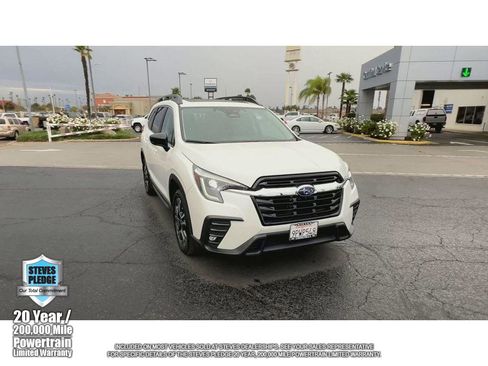 Used 2024 Subaru Ascent Limited w/ Technology Package image 3