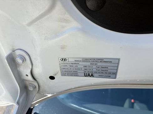 Used 2024 Hyundai Elantra SEL FWD image 10