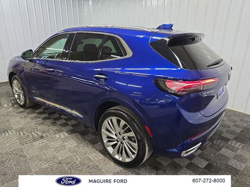 Used 2024 Buick Envision Avenir AWD/4WD image 11
