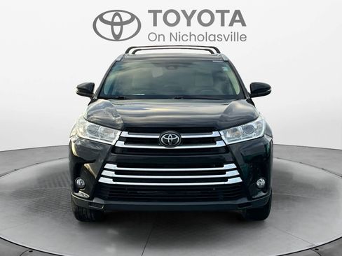 Used 2018 Toyota Highlander XLE image 9