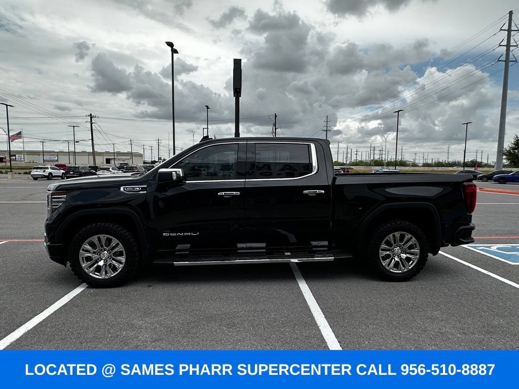 Used 2024 GMC Sierra 1500 Denali w/ Technology Package AWD/4WD image 7