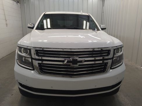 Used 2019 Chevrolet Tahoe Premier AWD/4WD image 14