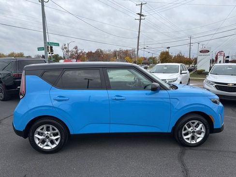 Used 2023 Kia Soul S image 8