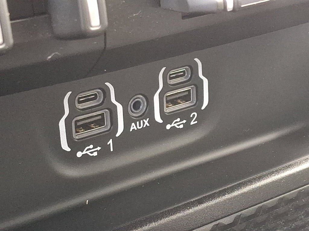 Used 2023 RAM 1500 Laramie AWD/4WD image 24