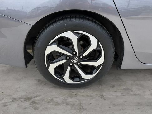 Used 2017 Honda Accord EX-L image 45