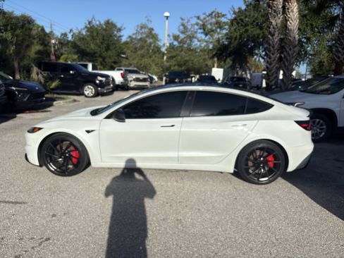 Used 2025 Tesla Model 3 Performance AWD/4WD image 3