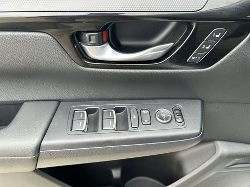 Used 2023 Honda CR-V Sport Touring image 15