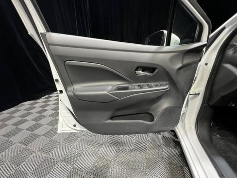 New 2025 Nissan Versa SV w/ Trunk Package image 13