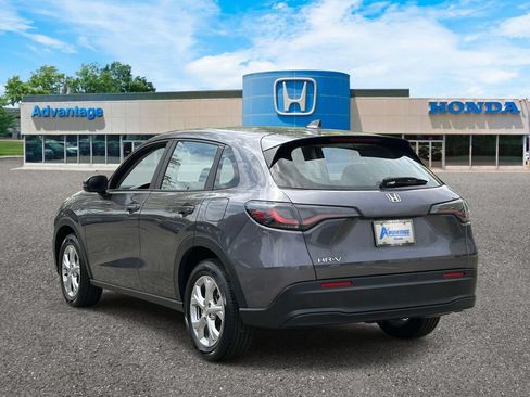 Certified 2023 Honda HR-V LX image 5