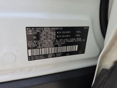 Used 2019 Toyota RAV4 Limited w/ Cold Weather Package AWD/4WD image 49
