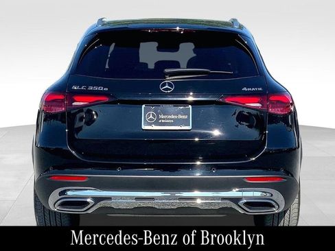 Certified 2025 Mercedes-Benz GLC 350e 4MATIC image 5