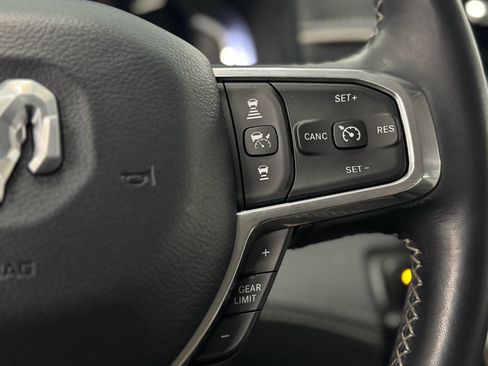 Used 2024 RAM 1500 Limited AWD/4WD image 24