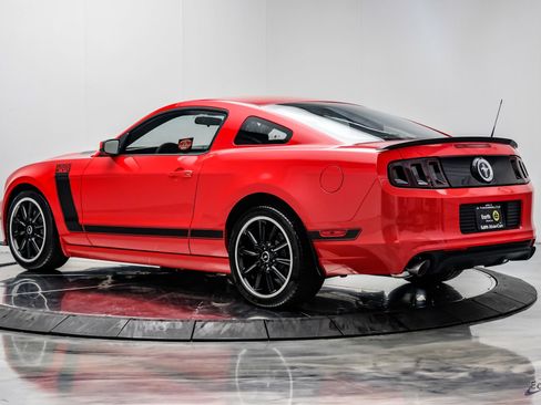Used 2013 Ford Mustang Boss 302 w/ Boss 302 Accessory Pkg RWD image 10