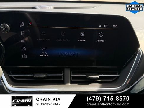 Used 2025 Chevrolet Trax RS image 16