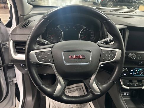 Used 2022 GMC Terrain SLT w/ Infotainment Package II image 14