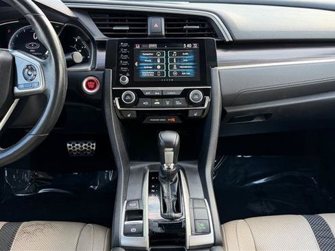 Used 2020 Honda Civic Touring image 26